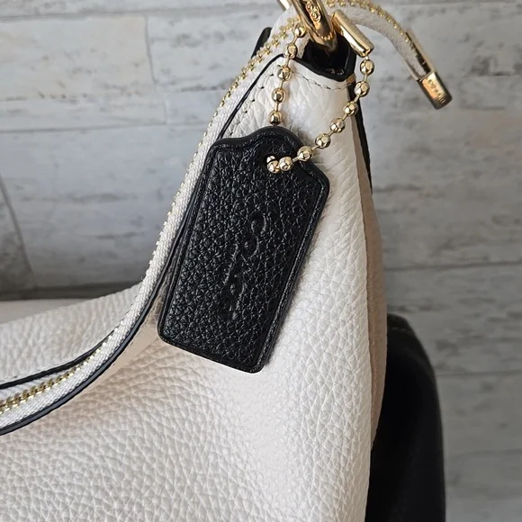 Coach Pennie Shoulder Handbag Leather With Brown Dust Cover Slip - Picture 8 of 17